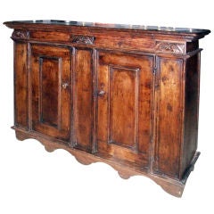 17th Century Italian Credenza 17th Century Italian Credenza