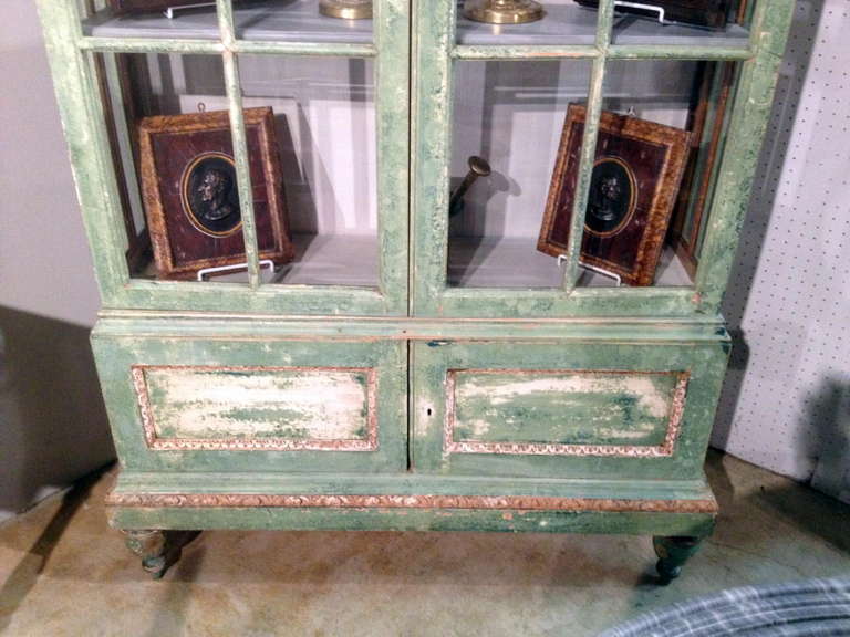 Italian Paint Decorated Display Cabinet For Sale 1