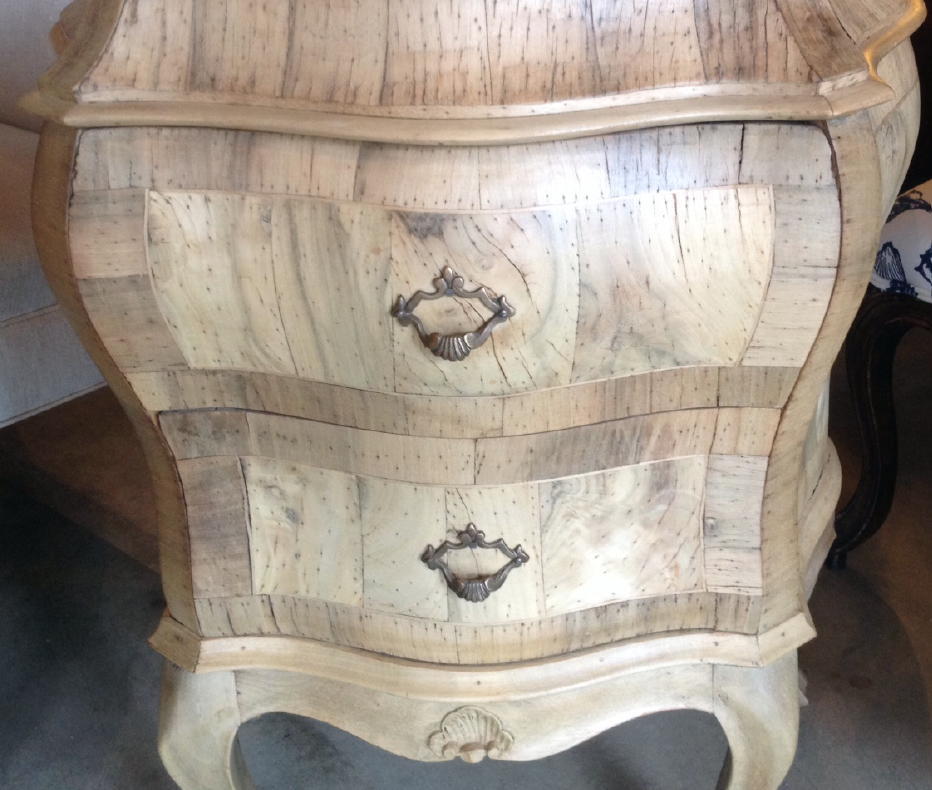 Pair of Italian Walnut Commodes For Sale 5
