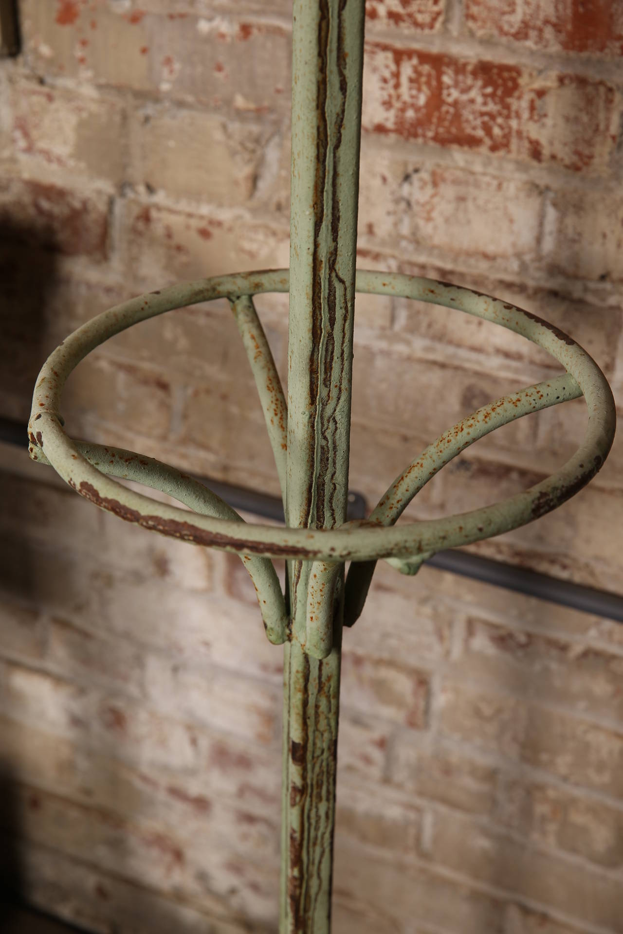 Vintage Industrial Coat Stand In Good Condition In Oakville, CT