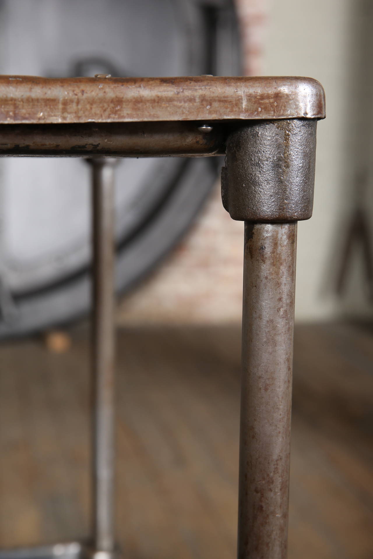 Vintage Industrial Cast Iron and Steel Rolling Factory Serving Bar In Distressed Condition In Oakville, CT