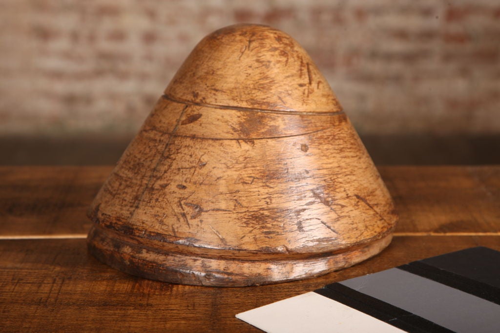 wood hat mold