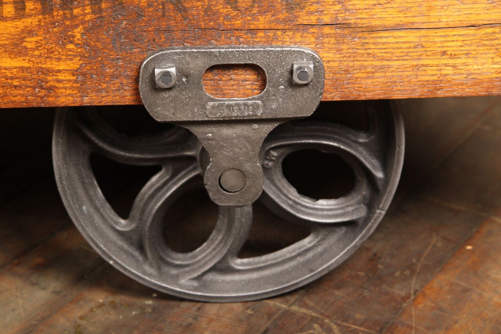 Vintage Industrial Wood Cast Iron Steel Rolling Factory Cart Coffee Table Castor In Good Condition In Oakville, CT