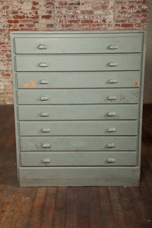 Original Vintage Industrial, American Made 8 Drawer Unit In Good Condition In Oakville, CT