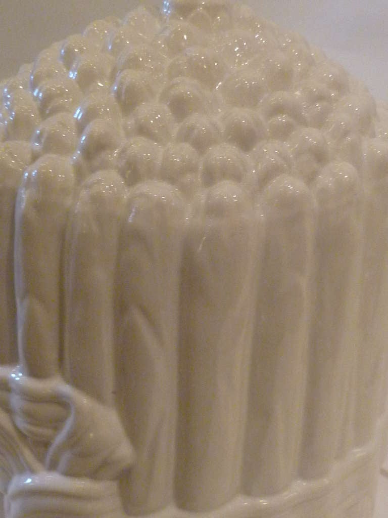 1970s White Italian Majolica Asparagus Bunch Table Lamp 2