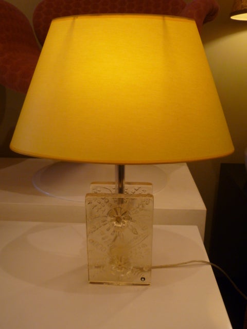 Swedish Modernist Ice Glass Table Lamp by Pukeberg 4