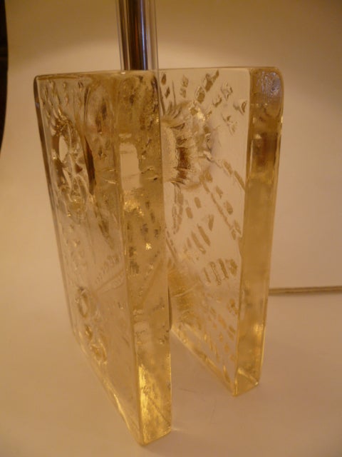 Swedish Modernist Ice Glass Table Lamp by Pukeberg 9