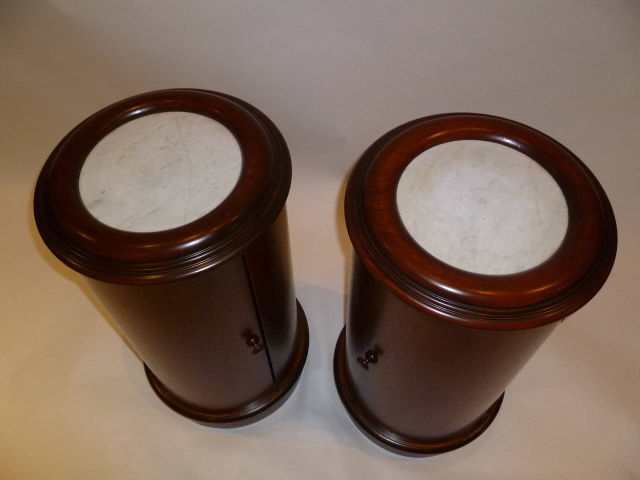 Late Victorian Pair of Victorian Marble-Top Mahogany Pot Tables