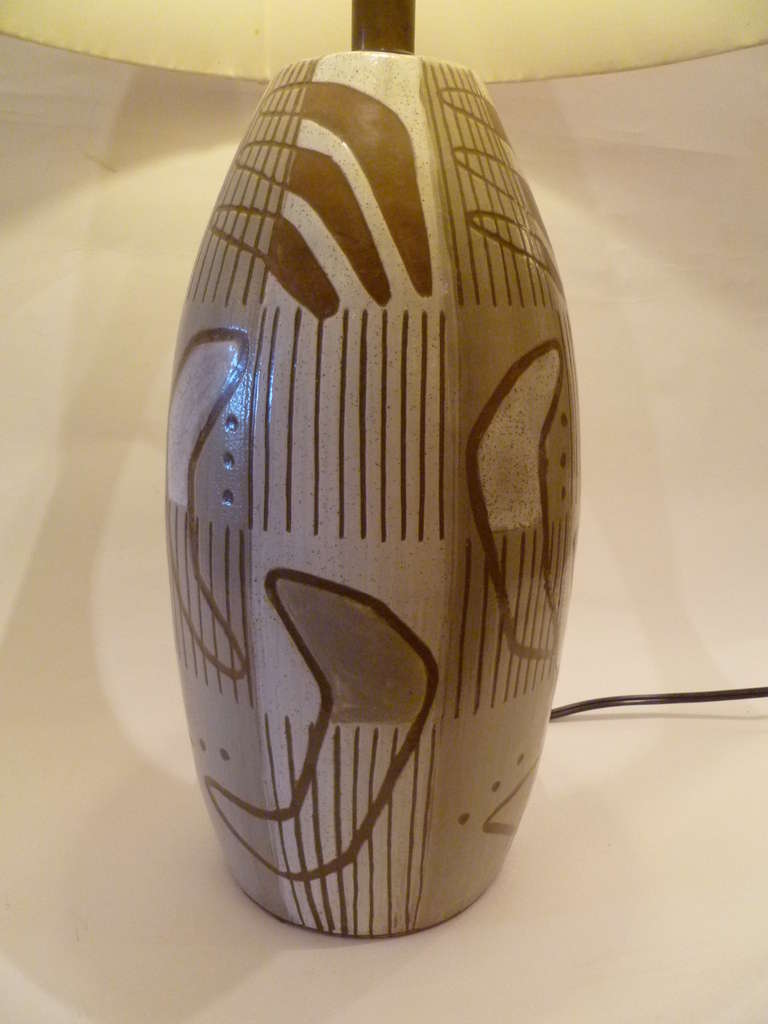 Mid-20th Century 1950s Sgrafitto Pottery Table Lamp Tribal Amoeba Design