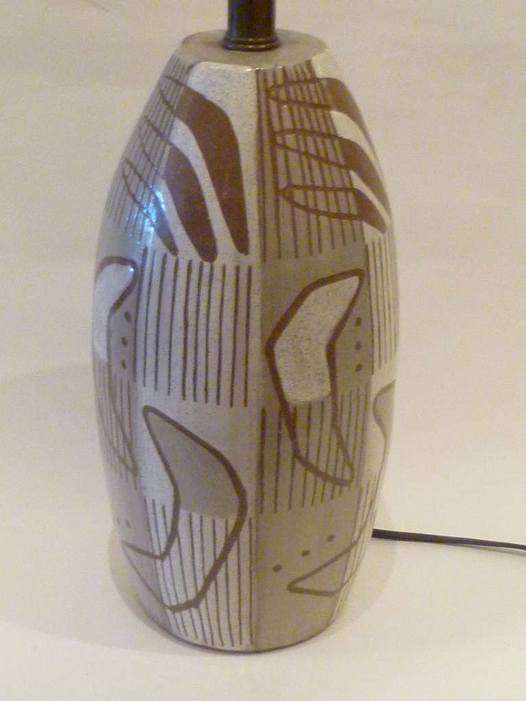 1950s Sgrafitto Pottery Table Lamp Tribal Amoeba Design 3