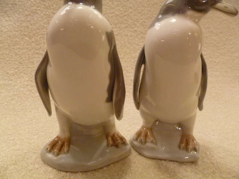 Lladro Pinguinos Porcelain Penguin Figurine Group In Excellent Condition In Miami, FL