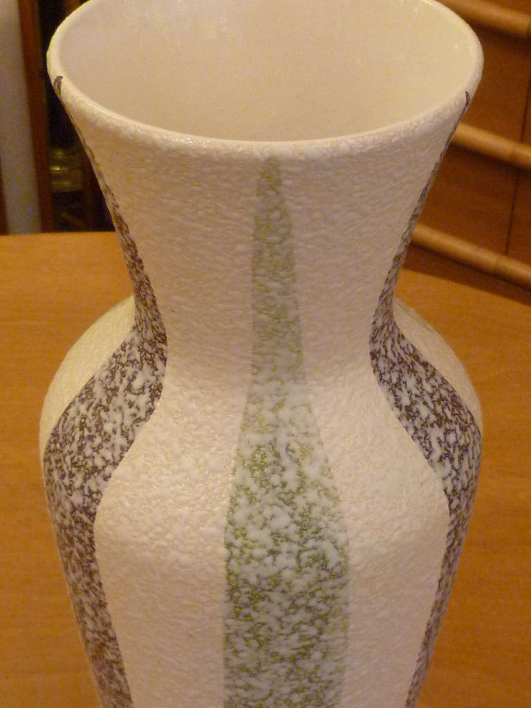 Mid-20th Century Tall GermanTextured Glaze 1961 Bay Keramik Vase