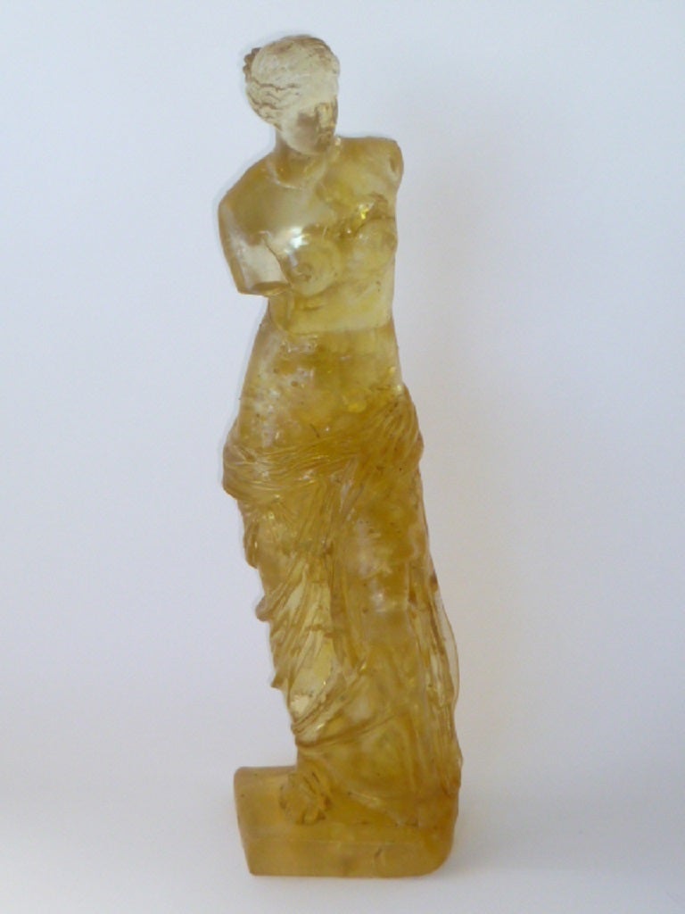 Mexican Dorothy Thorpe Venus de Milo Resin Sculpture