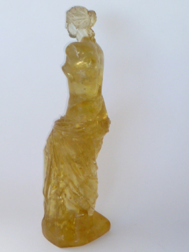 Dorothy Thorpe Venus de Milo Resin Sculpture In Excellent Condition In Miami, FL