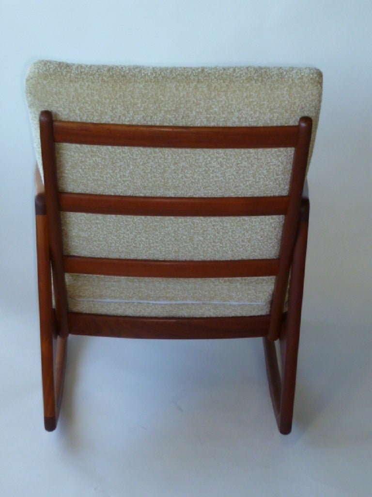 Classic Ole Wanscher Teak Rocking Chair France & Daverkosen In Excellent Condition In Miami, FL