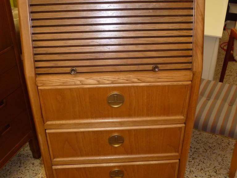 Campaign Style Tall Slender Dresser Valet by American of Martinsville 5