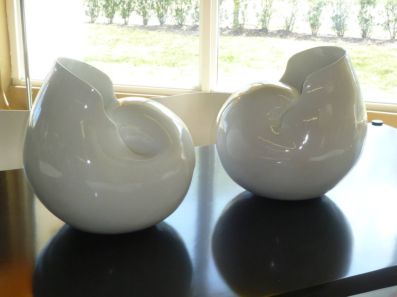 Pair of Monumental Nautilus Form Italian Ceramic Vessels In Excellent Condition In Miami, FL