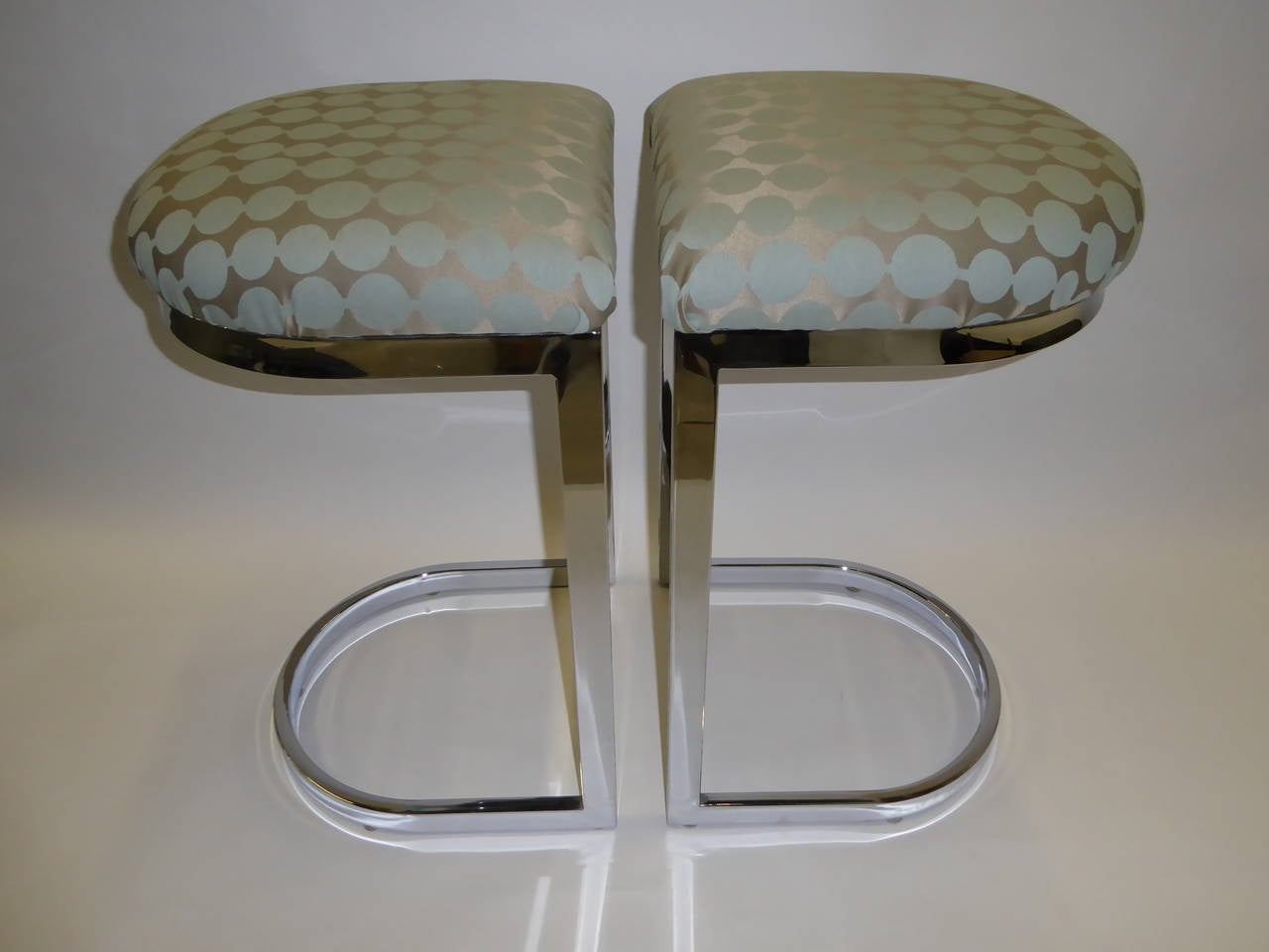 Pair of Milo Baughman Chrome D-Form Barstools 1