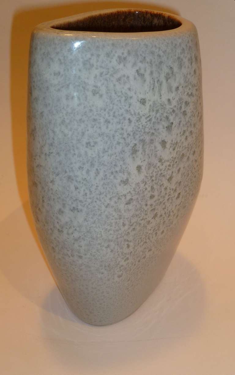 American 1940s Russel Wright Bauer Pottery Vase