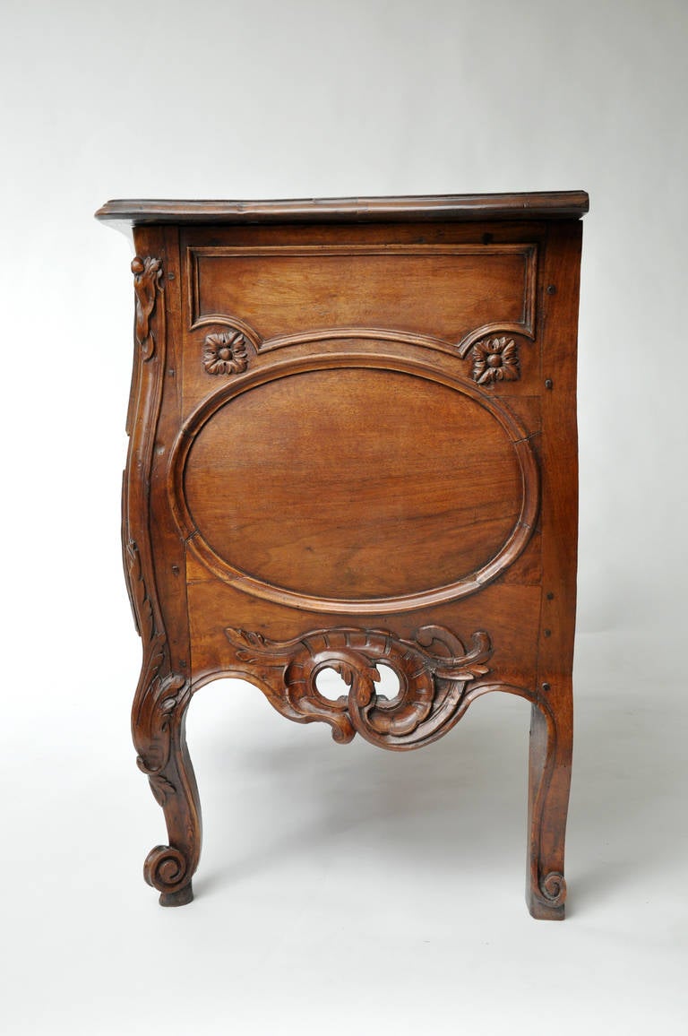 18th Century and Earlier Rare 18th Century French Provencal Commode