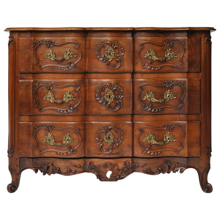 18th Century Walnut Commode Arbalète with Original Bronzes For Sale