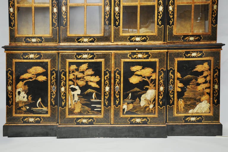 Trouvailles Furniture Chinoiserie Breakfront In Excellent Condition In Geneva, IL
