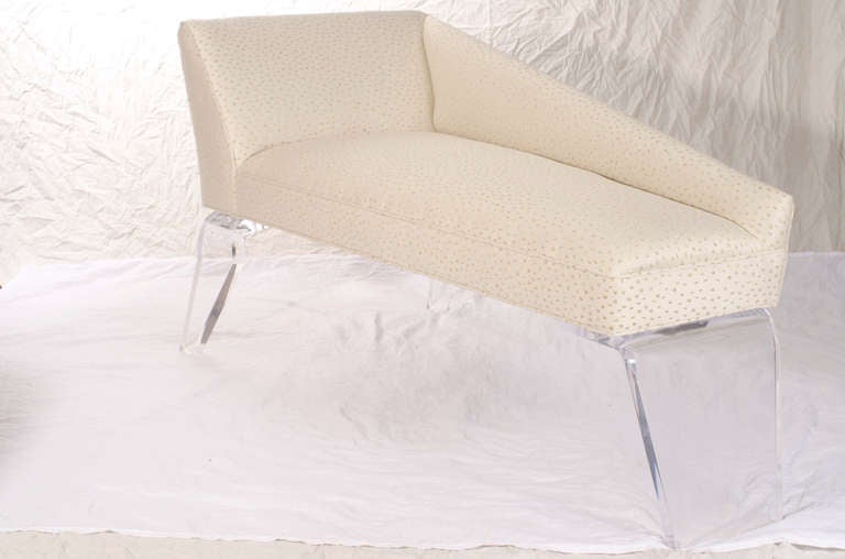 Mid-20th Century Lucite Chaise