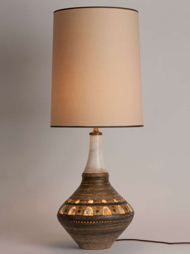 French ceramic Peltier Lamp in interesting genie bottle shape. Lights three ways. Custom lamp shade made in Paris