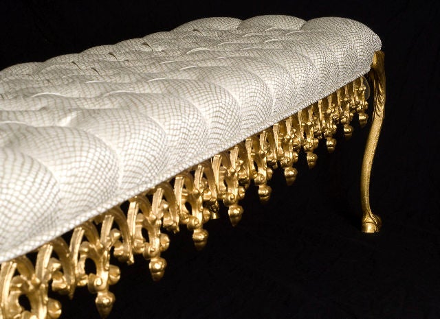 Dorothy Draper Gilt Bench In Excellent Condition In Aspen, CO