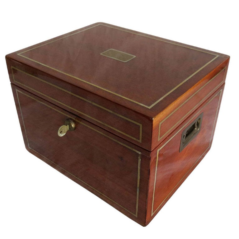 Vintage Cigar Humidor 87