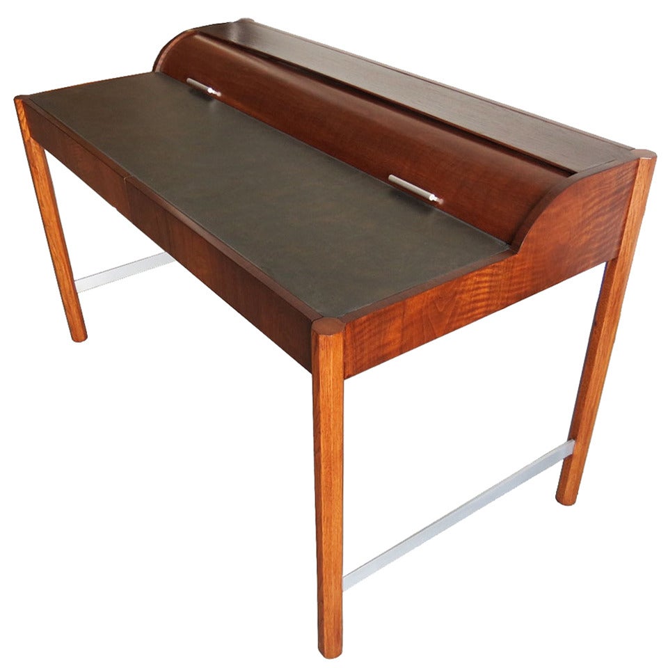 Vintage Hekman Mid Century Modern Desk With Cylinder Roll For Sale
