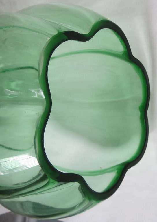 American Art Deco Vase by George Sakier for Fostoria In Excellent Condition For Sale In Coral Gables, FL