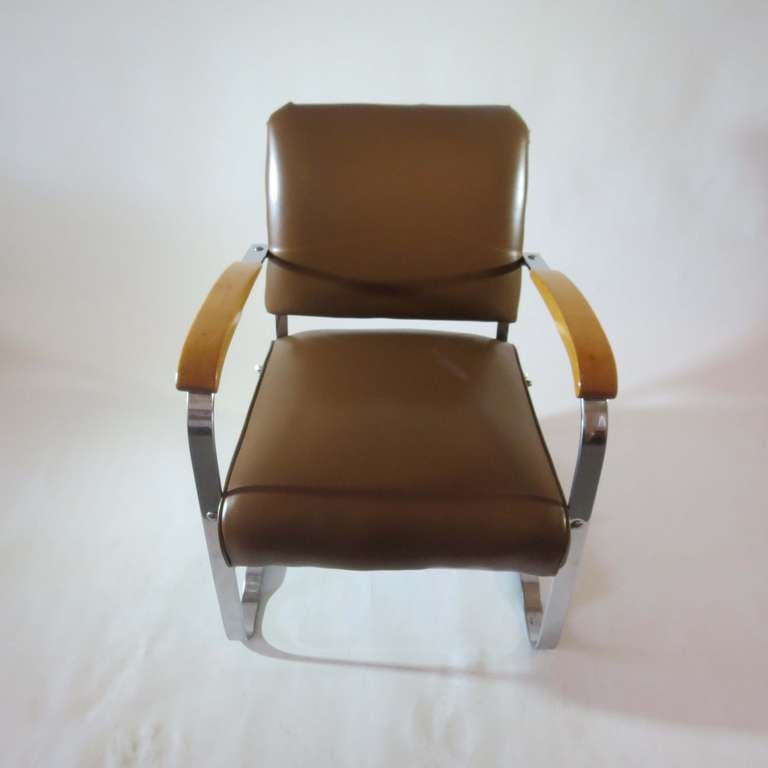 Pair of American Art Deco Arm Chairs by the McKay Company In Excellent Condition In Coral Gables, FL