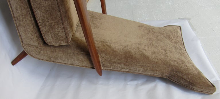 George Nakashima  Mid Century Modern Design Hi-Back Lounge Chair In Excellent Condition For Sale In Coral Gables, FL