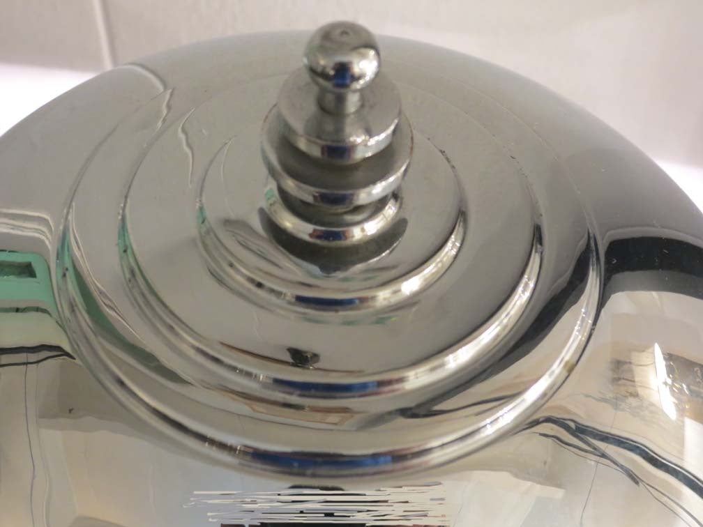 20th Century Markel American Art deco Swivel Shade Table Lamp For Sale