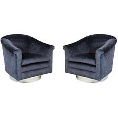 Pair of Swivel Lounge Chairs by Milo Baughman