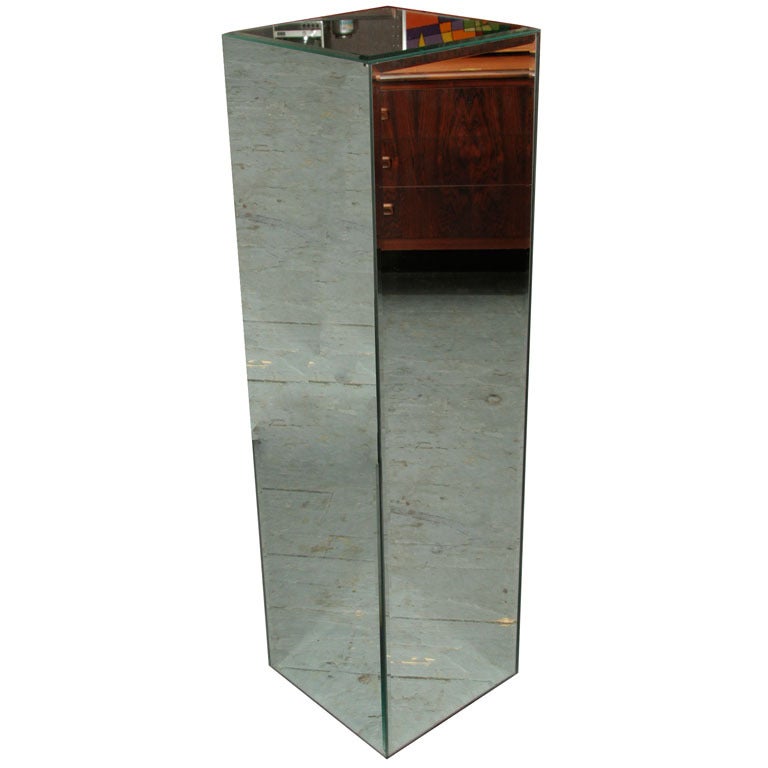 Mirrored Pedestal