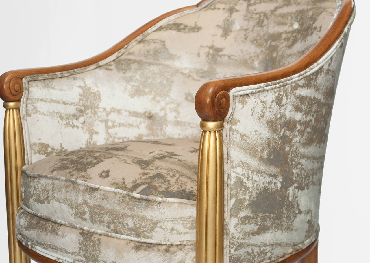 Pair of French Art Deco Parcel-Gilt Bergères Chairs in Velvet 1