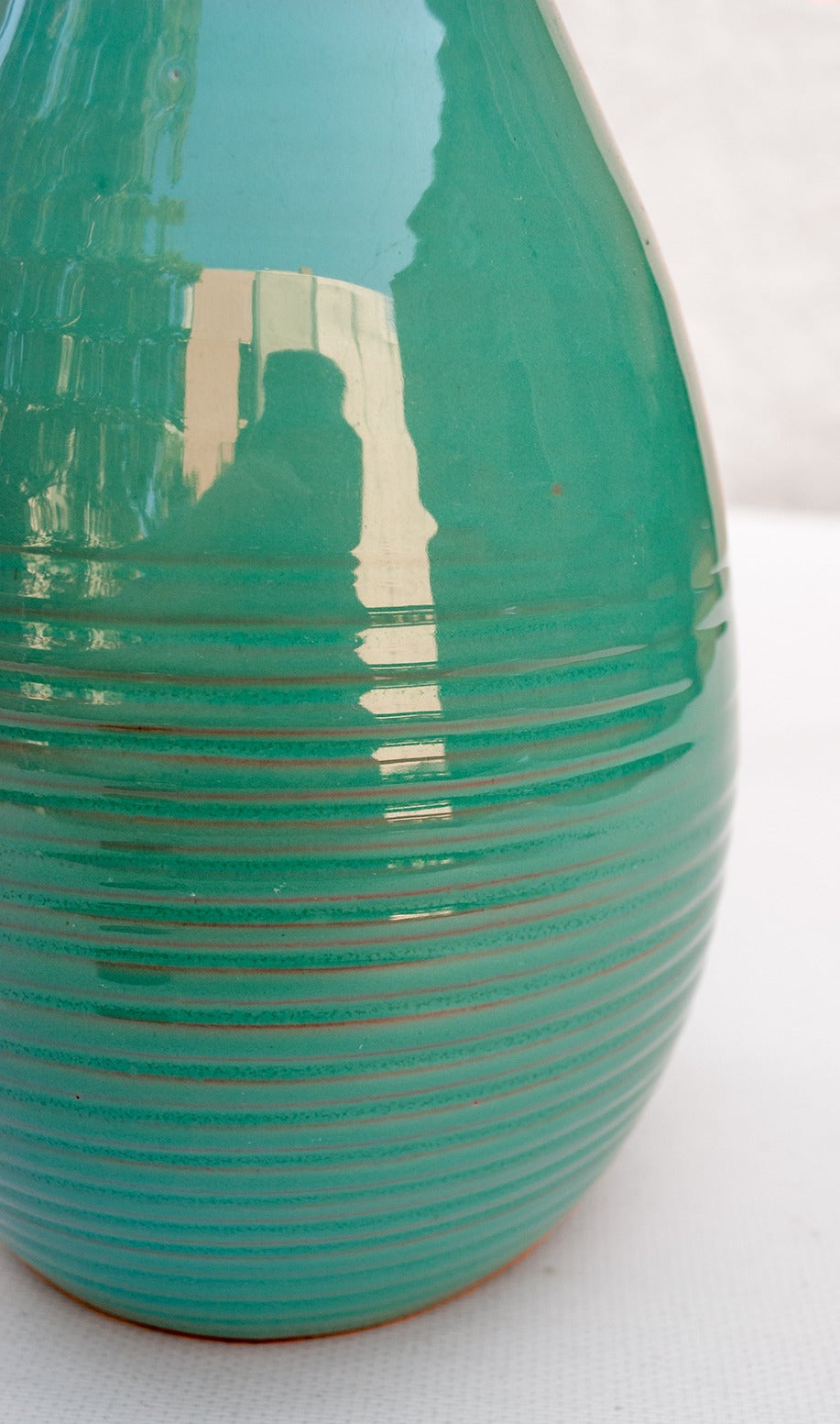 Swedish Scandinavian Modern ceramic vase in shiny green glaze by Ewald Dahlskog, Bo Faja
