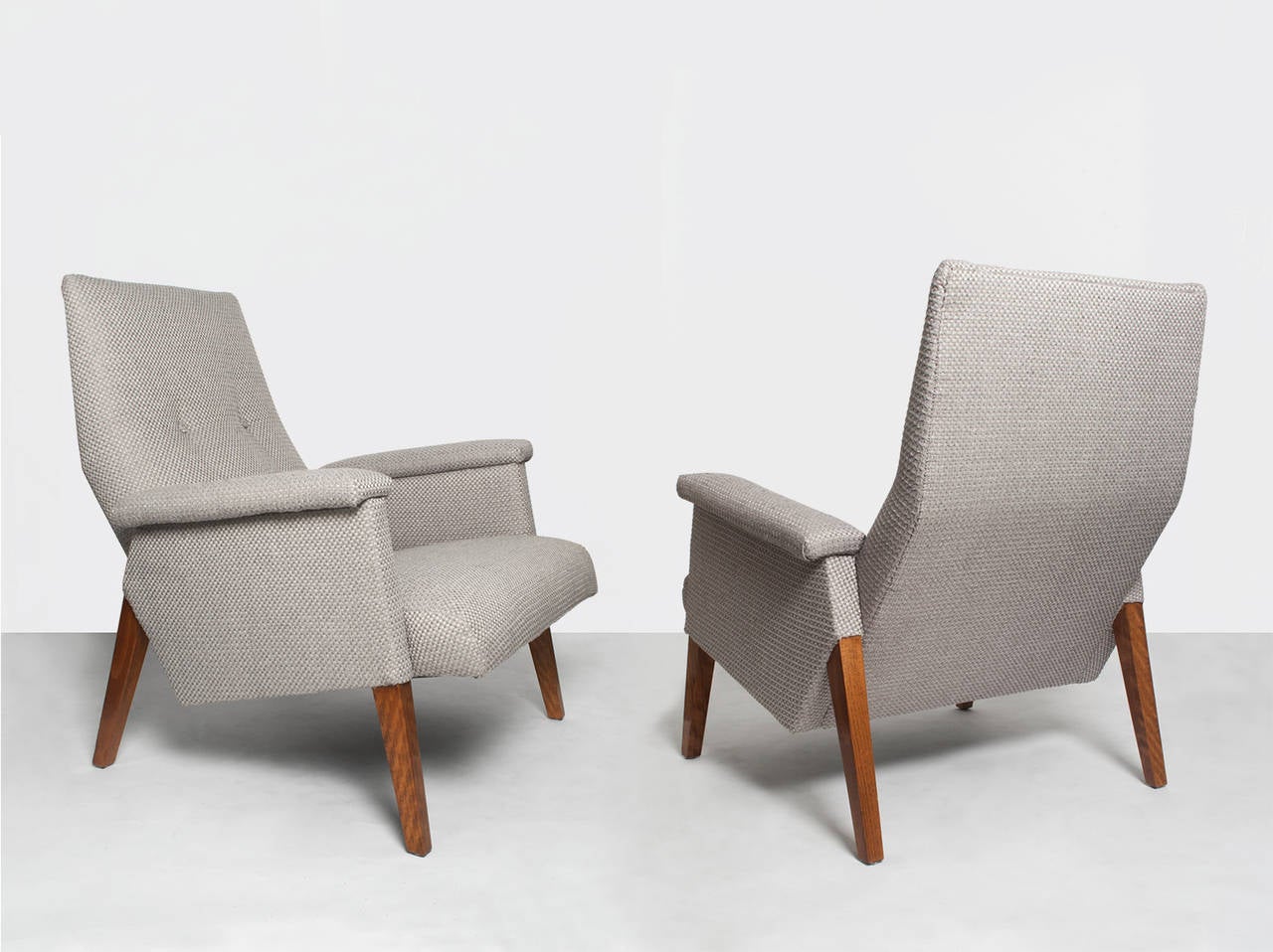 Scandinavian Modern Midcentury Modern Armchairs with Angular Form In Excellent Condition In New York, NY