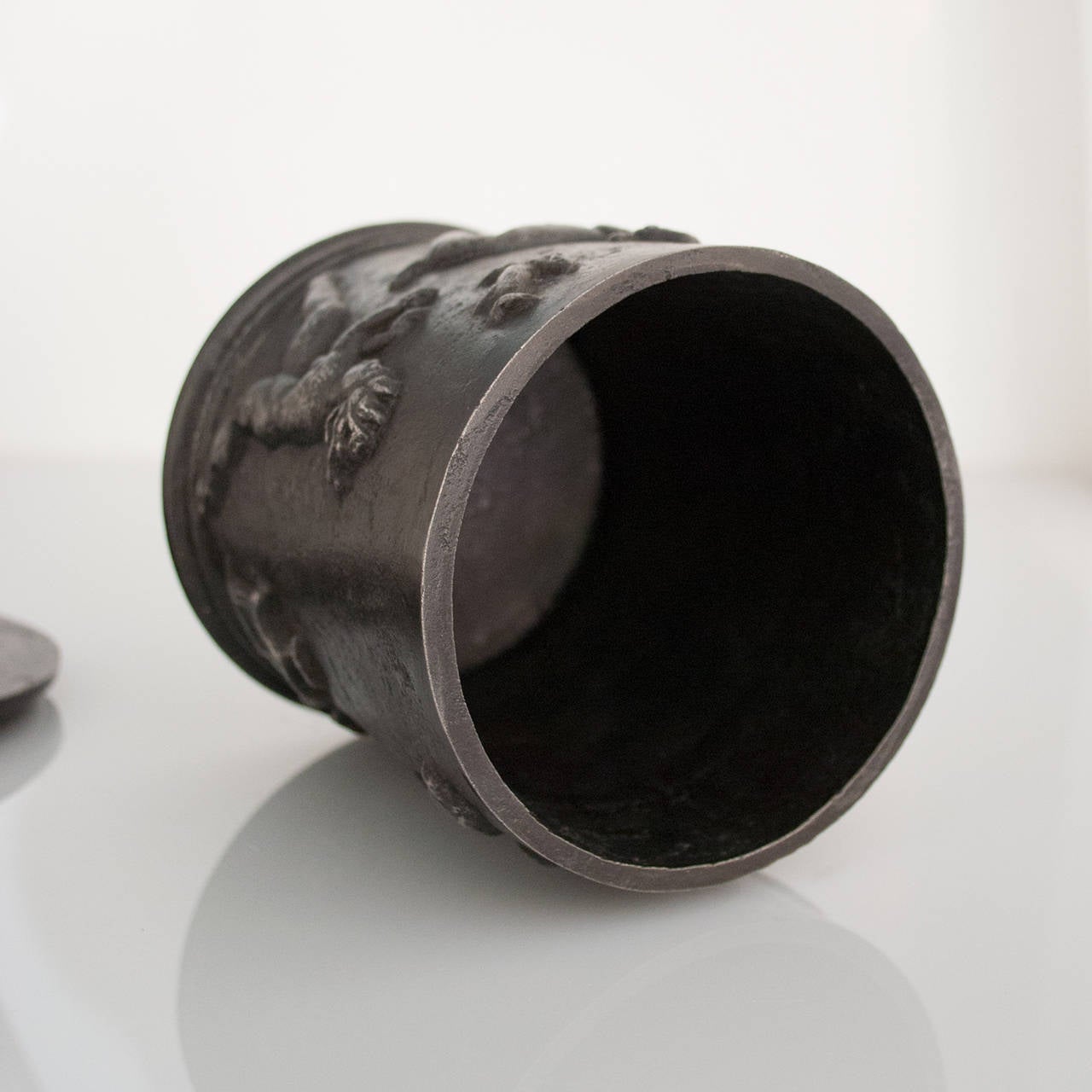 Swedish Art Deco Cast Iron Jar with Lid by Carl Elmberg for Näfveqvarns Bruk 5