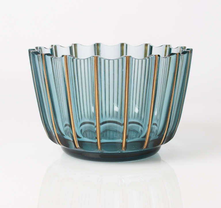 Bol en verre Art déco suédois signé Elis Bergh pour Kosta