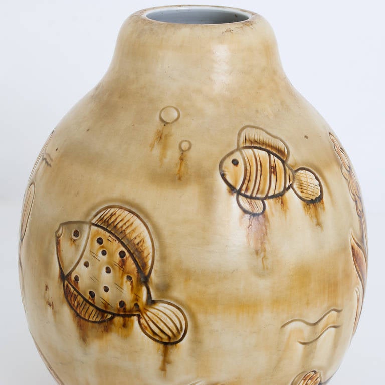 Large Scandinavian Modern Art Deco Vase by Gertrud Lonegren with Fish and Plants In Good Condition For Sale In New York, NY