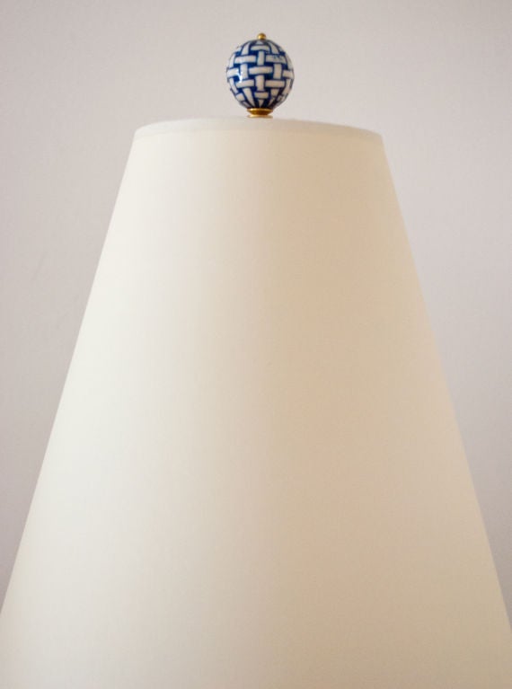 Rosenthal porcelain Art Deco lamp with decorative motif 1930 1