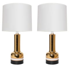 Paar moderne skandinavische goldene Keramiklampen von Bergboms.