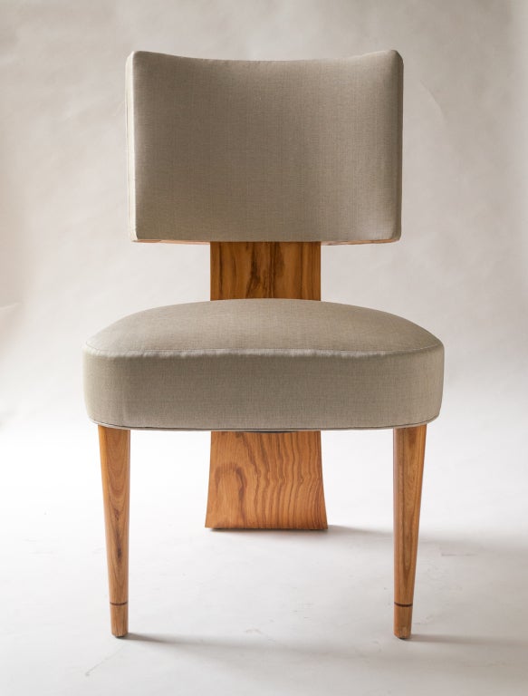 20th Century Set Of 6 Swedish Art Deco Dining Chairs In Elm Featuring 3 Legs.