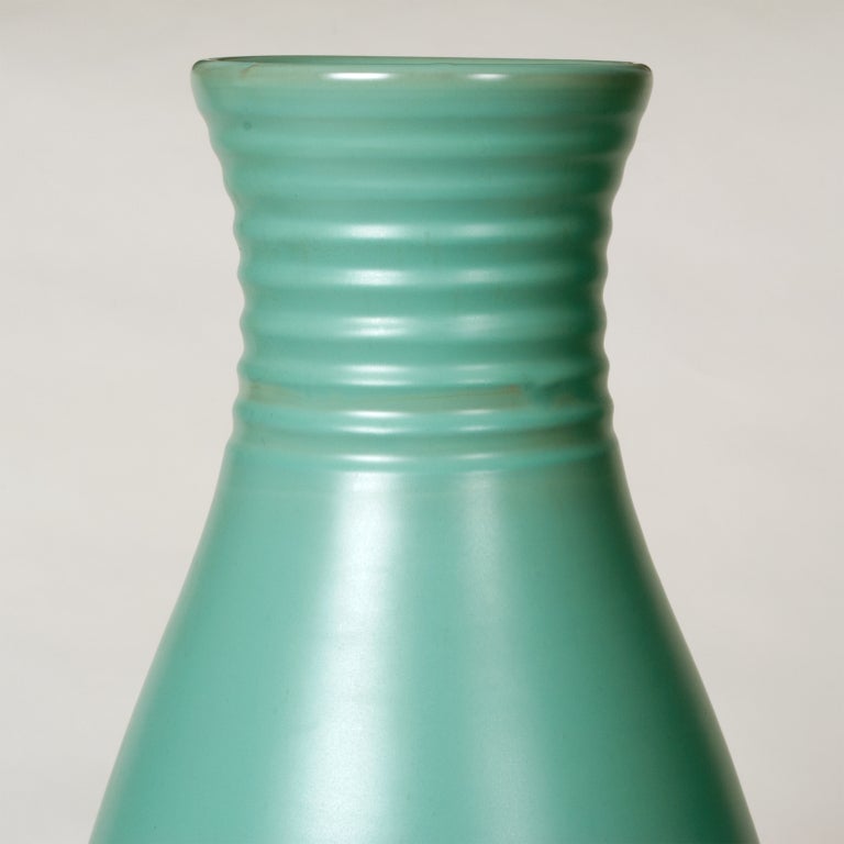 Swedish art deco ceramic vases by Ewald Dahlskog for Bo Fajans In Excellent Condition In New York, NY