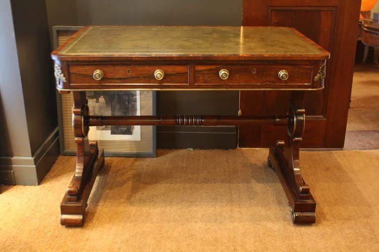 Regency Gilt Bronze-Mounted Rosewood Trestle Writing Table In Good Condition In New York, NY