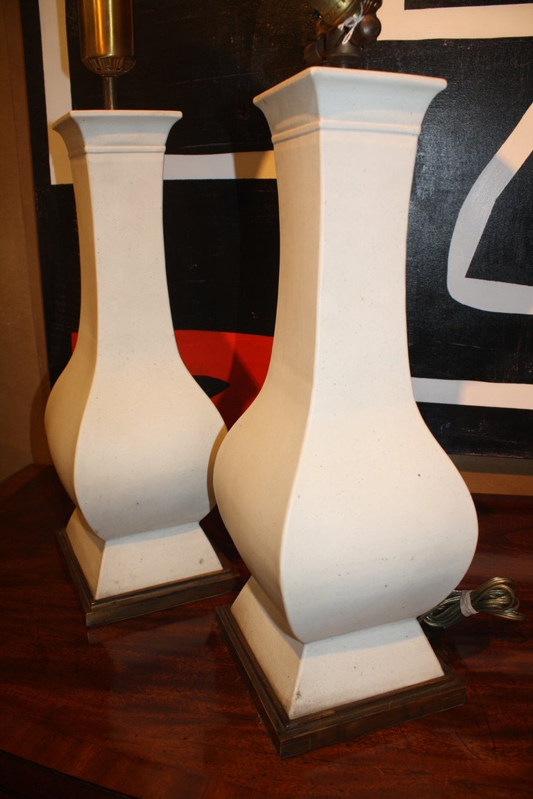 Pair of Chinese Style Ceramic Lamps Designed by Billy Haines In Good Condition In New York, NY