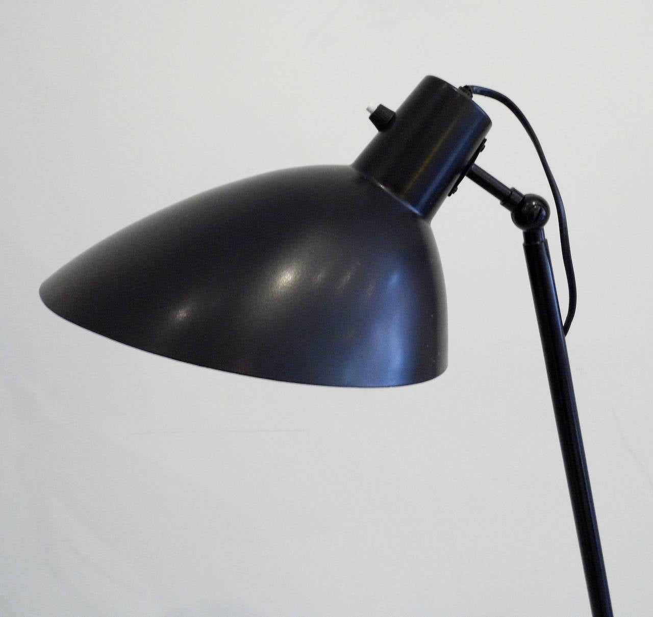 Italian Vittoriano Vigano Floor Lamp For Sale